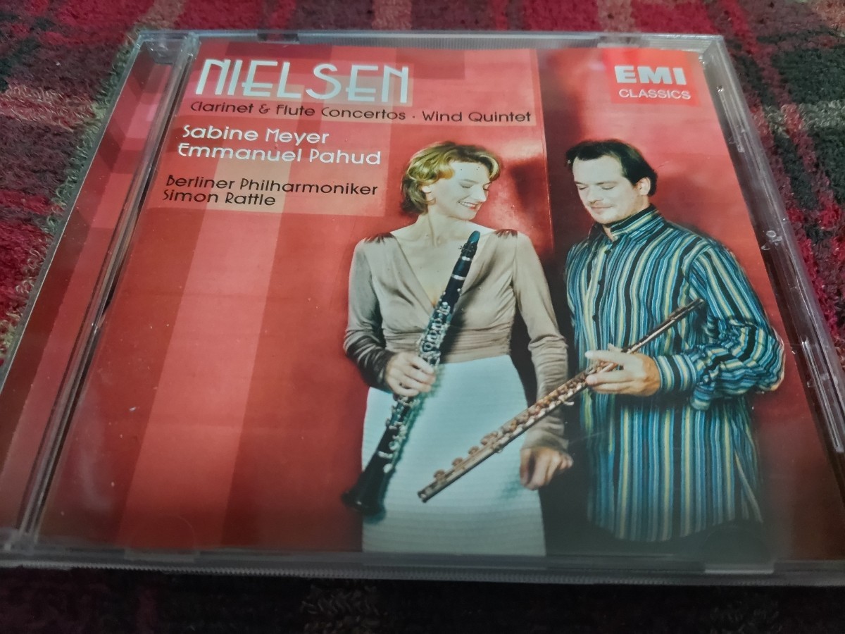 中古輸入CD ニールセン：1. フルート協奏曲 2. クラリネット協奏曲 3. 管楽五重奏曲 【演奏】サイモン・ラトル/ベルリン・フィル他_画像1