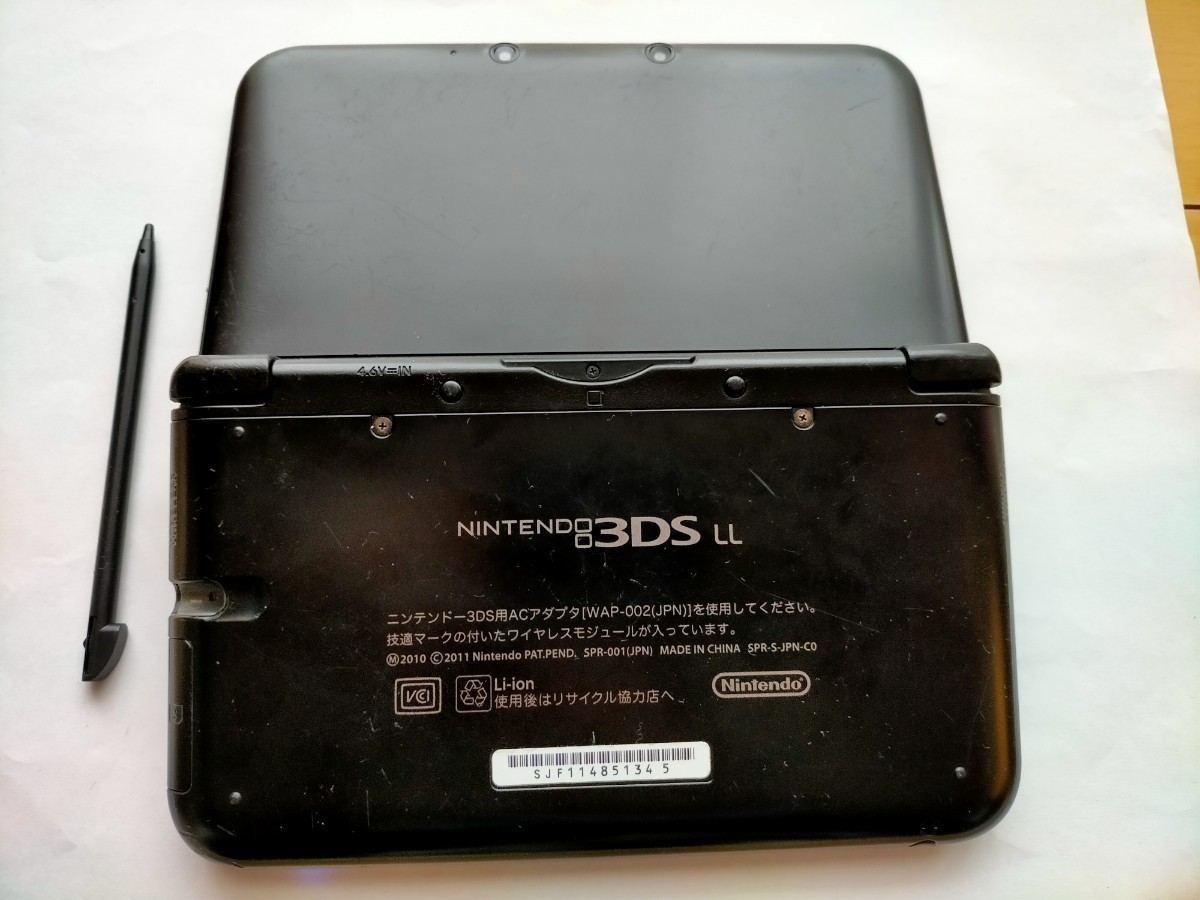 ダウンロードあり】3DSLL 黒　ブラック　ver11.17.0充電器、タッチペン付　スーパーマリオ ボンバーマン　電波人間のRPG　FREE_画像6