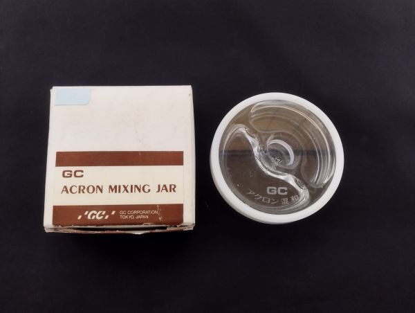 sa☆/ 歯科技工 GC ACRON MIXING JAR ジーシー アクロン混和器 箱付き　/DY-2377_画像2