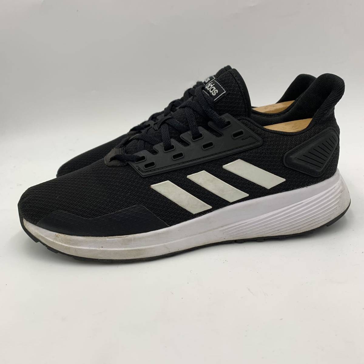 B ☆ 良品/ 履き心地抜群!! '18年製' adidas アディダス DURAMO 9 WIDE BB7953 ランニングシューズ size:26.0cm メンズ スニーカー BLK 黒_画像2