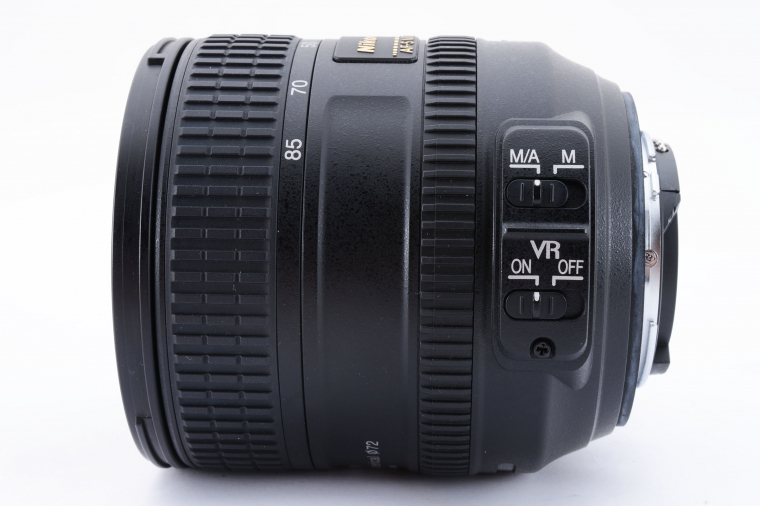 Nikon AF-S Nikkor 24-85mm F3.5-4.5 G ED VR Lens /フード、前後キャップ付き [新品同様] #2053557_画像6