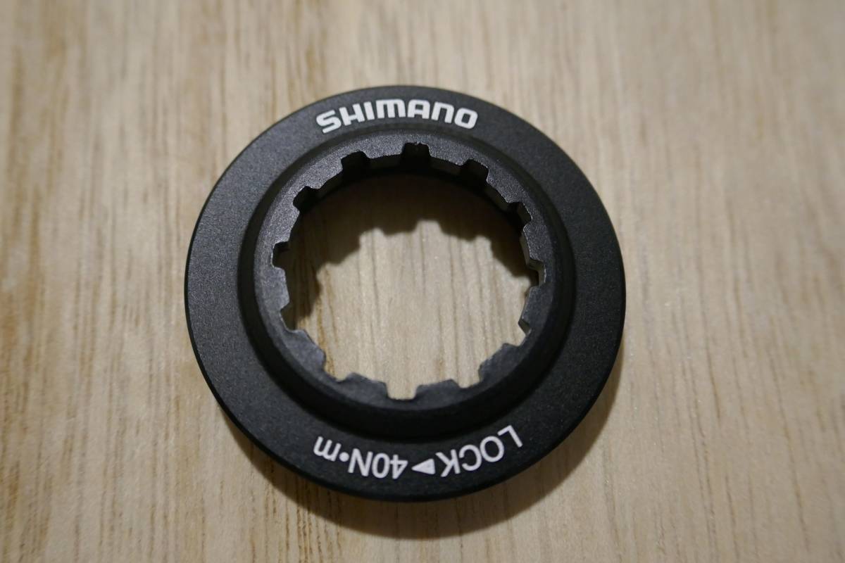 SHIMANO ロックリング&ワッシャー 内セレーション 　RT-MT800/RT-MT900付属品　シマノ センターロックリング_画像1