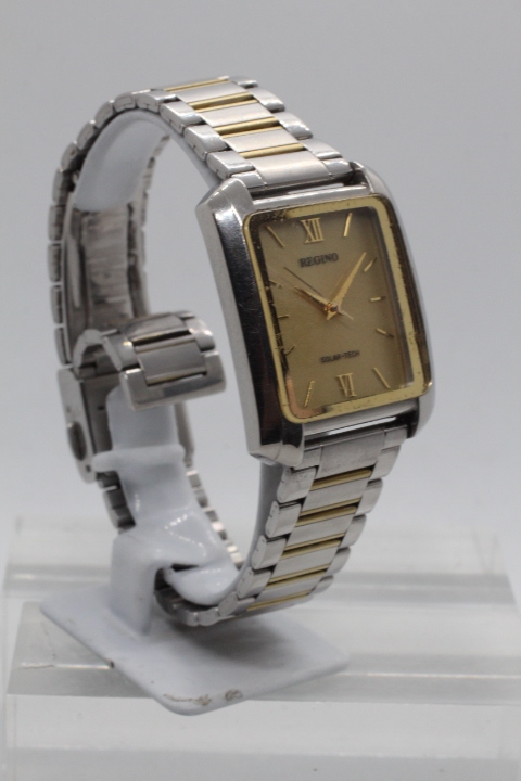 【CITIZEN】REGUNO E031 SOLAR-TECH 5BAR JAPAN MOV`T 中古品時計 24.1.8　_品番　E031-S040396 HSB GN-0-S ⇒9