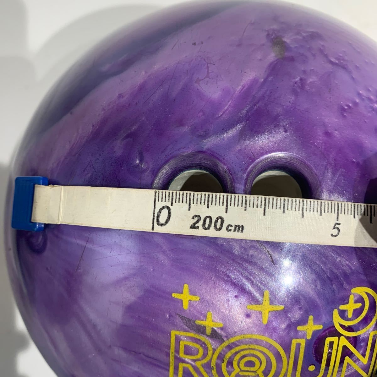 ボーリング　ボール　玉　ラウンドワン　ROUND1 紫　パープル　重さ約4.5kg レジャー　スポーツ　練習用　子供用？　ソフトケース付き_画像6