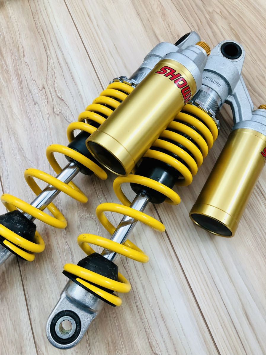 ショーワ SHOWA リアサスペンション ショック OHLINS オーリンズ CB400SF VTEC NC42　NC39 NC31 ゼファー Z750 ZRX GSX400 GSX250S XJR400_画像1