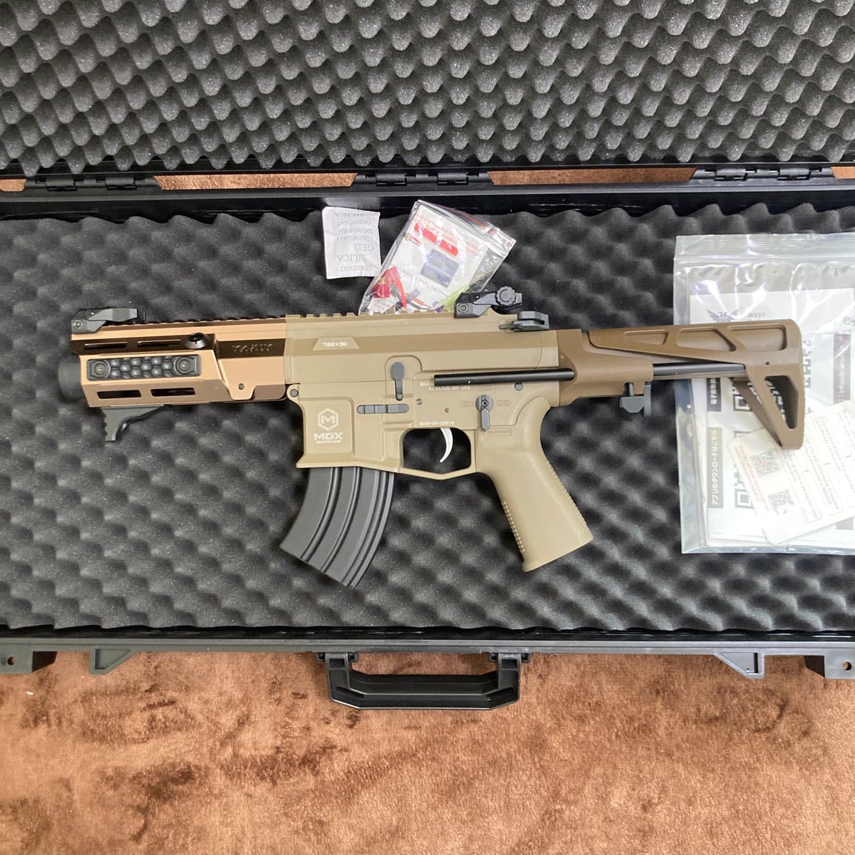 ハイサイクル化 DE Airsoft Maxim Defense PDX 電動ガン　Kestrel V2搭載 UTRシリーズ ハードガンケース付 (TITAN ASTER MDX)_画像1