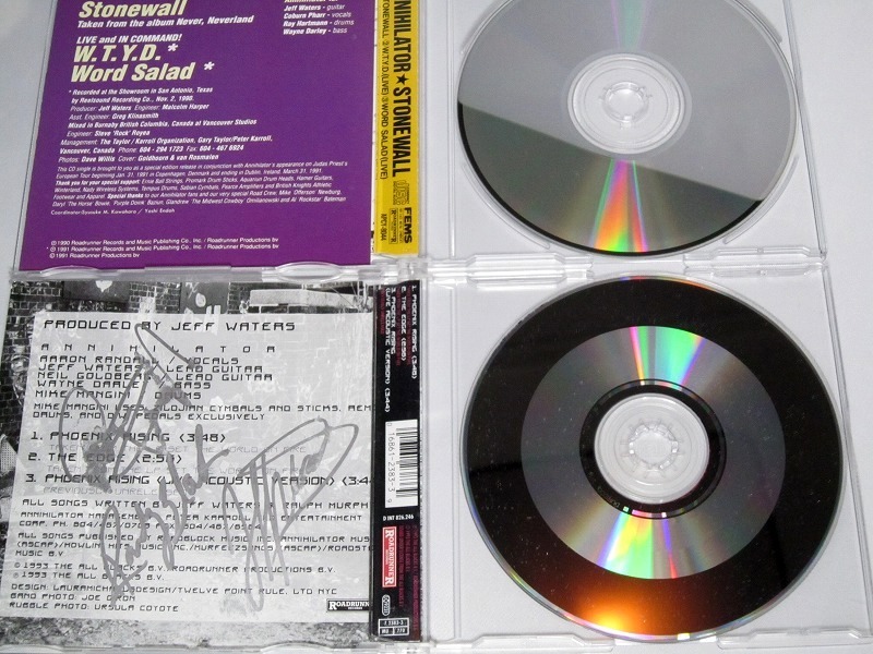 レア　輸入盤CD サイン入り「PHOENIX RISING」＆国内盤CD「STONE WALL」2点　/j26