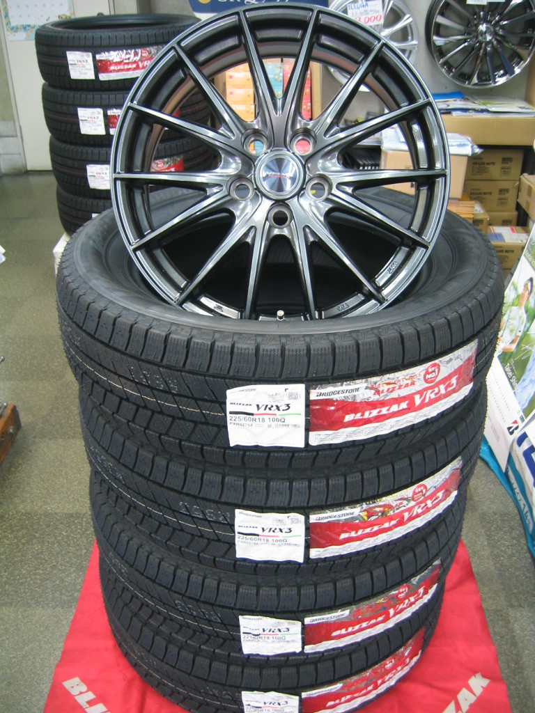 ブリヂストン スタッドレス ブリザック VRX3 225/60R18 225/60-18 ＆ ホイール 新品 4本 2023年製 即納 新型 アルファード、ヴェルファイア