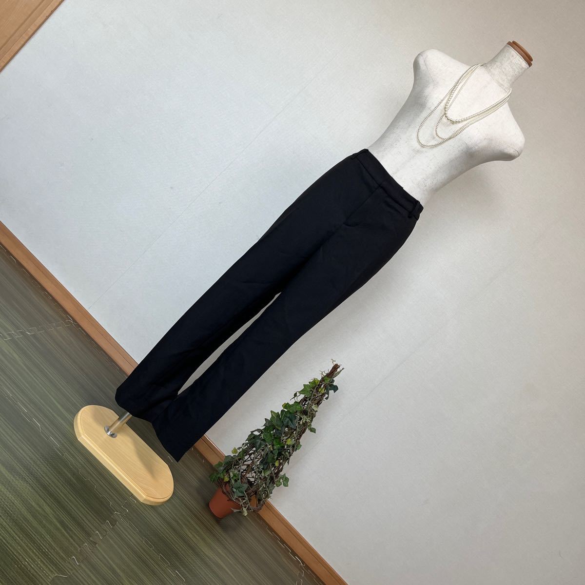 5-6新品　ブラックフォーマルパンツスーツに　シンプルセレモニー黒パンツ　冠婚葬祭　15号　L　W73　卒業式　入学式　結婚式