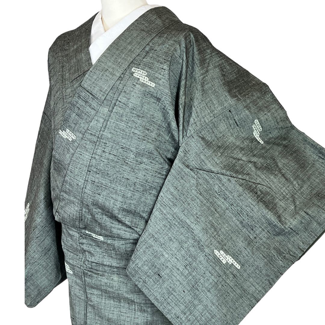 紬 小紋 袷着物 着物 きもの カジュアル着物 リサイクル着物 kimono 中古 仕立て上がり 身丈158cm 裄丈63cm_画像3