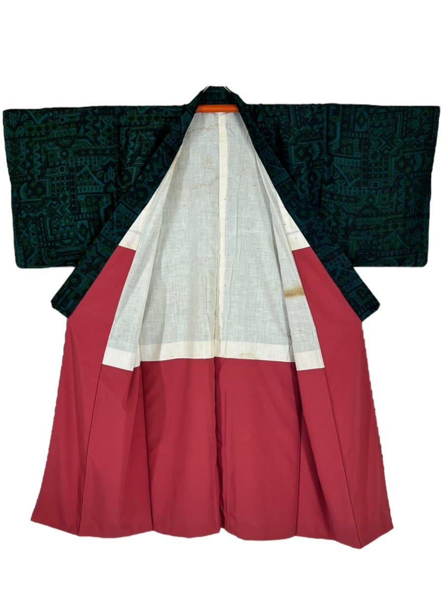 幾何学文様 大島 小紋 袷着物 着物 きもの リメイク 材料 カジュアル着物 リサイクル着物 kimono 中古 仕立て上がり 身丈130cm 裄丈63.5cmの画像9