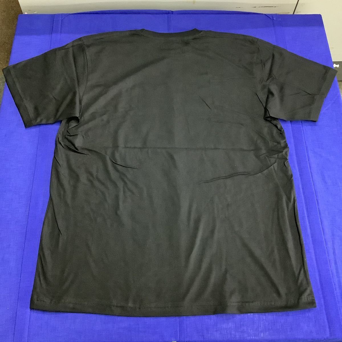 SR13C4. デザインTシャツ　XLサイズ　GUNDAM ③ ZAKU Ⅱ ザク 2 MS-06 ガンダム　半袖Tシャツ_画像6