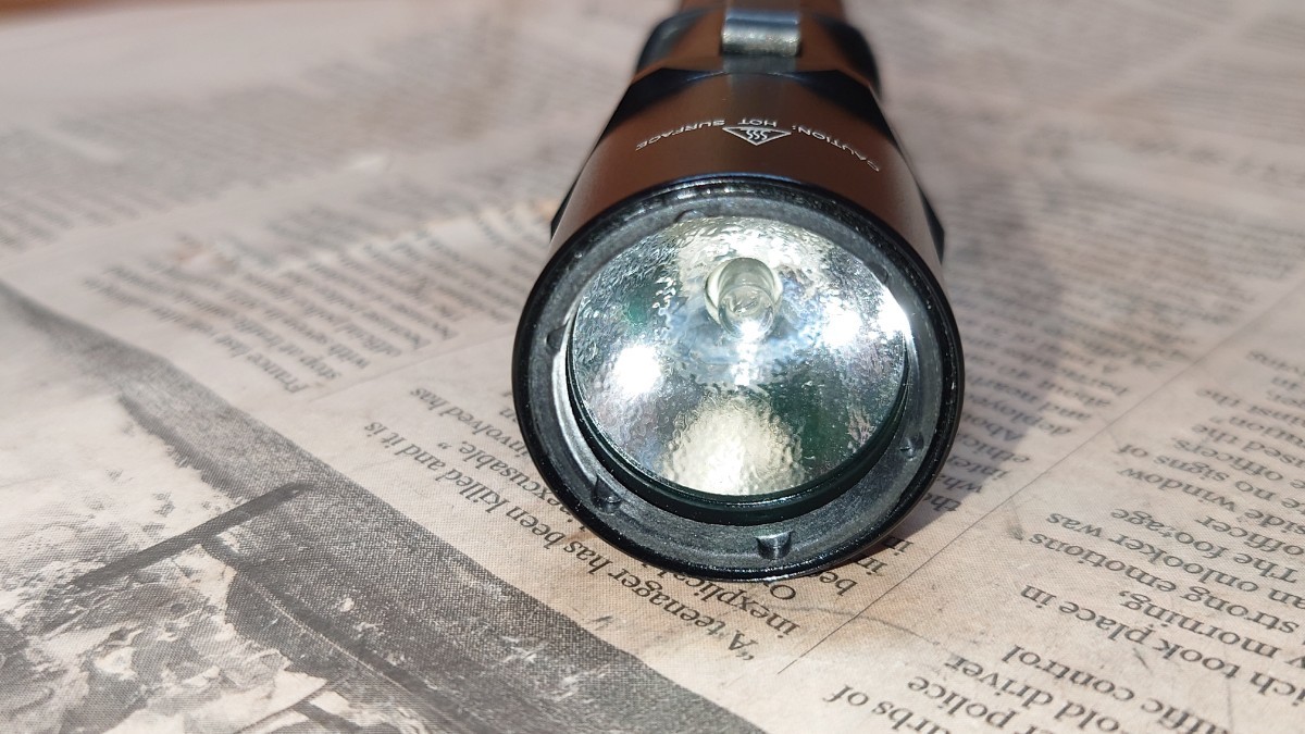 Yahoo!オークション - SUREFIRE C2-BK CENTURION 2セル6V 65 Yahoo!オークション - SUREFIRE C2-BK CENTURION 2セル6V 65