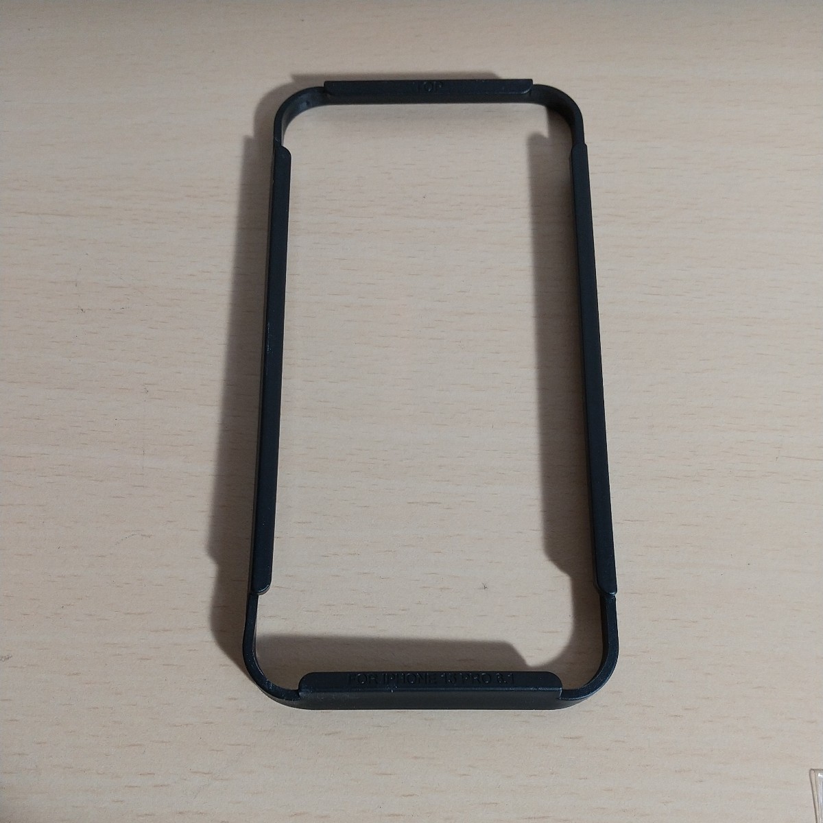 y011907fm iPhone 15 Pro 専用 ガラスフィルム 9H硬度 衝撃吸収 飛散防止 自動吸着 気泡ゼロ 2.5Dラウンドエッジ 高感度 強化ガラス 