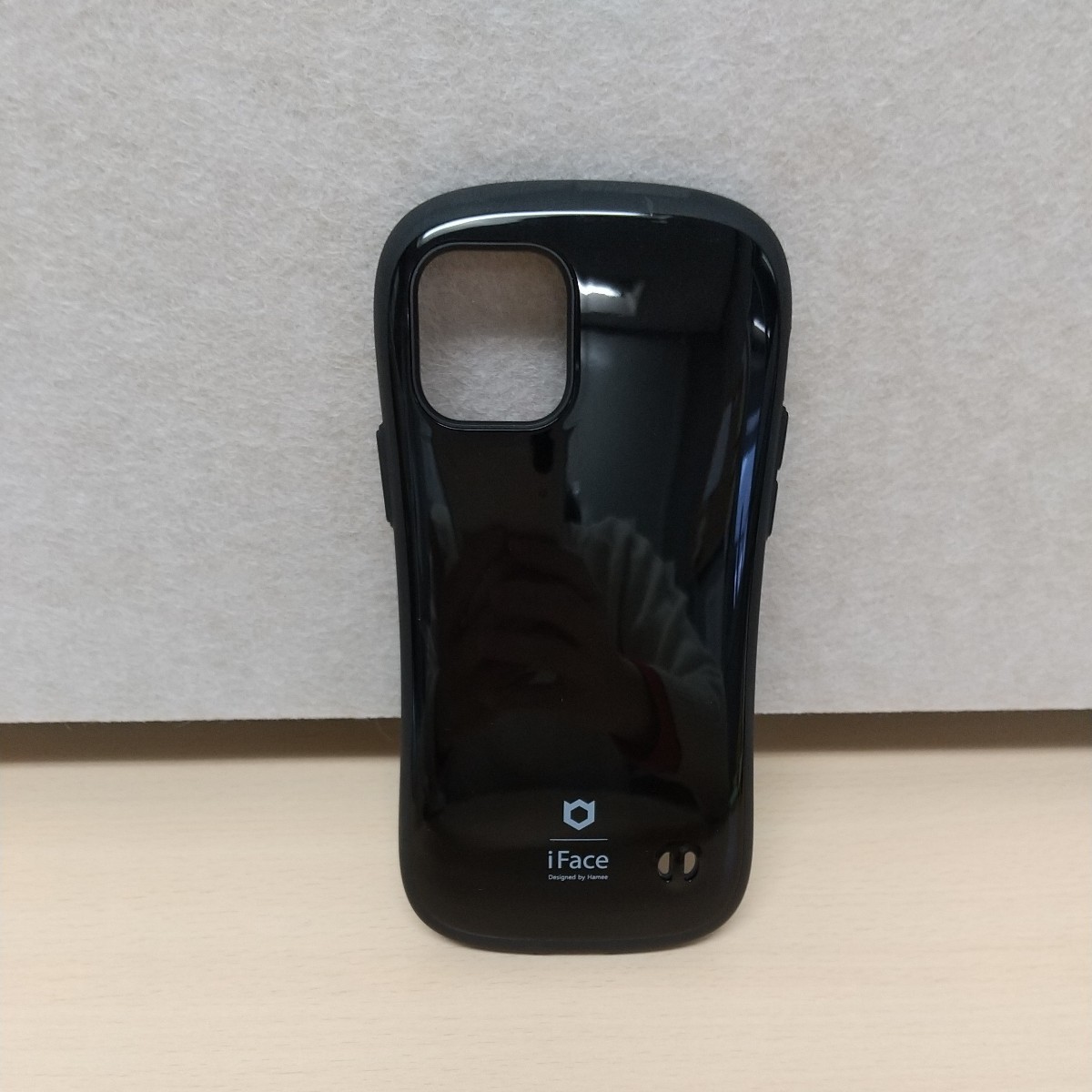 y013104fm iFace First Class Standard iPhone 11 Pro ケース ブラックの画像2