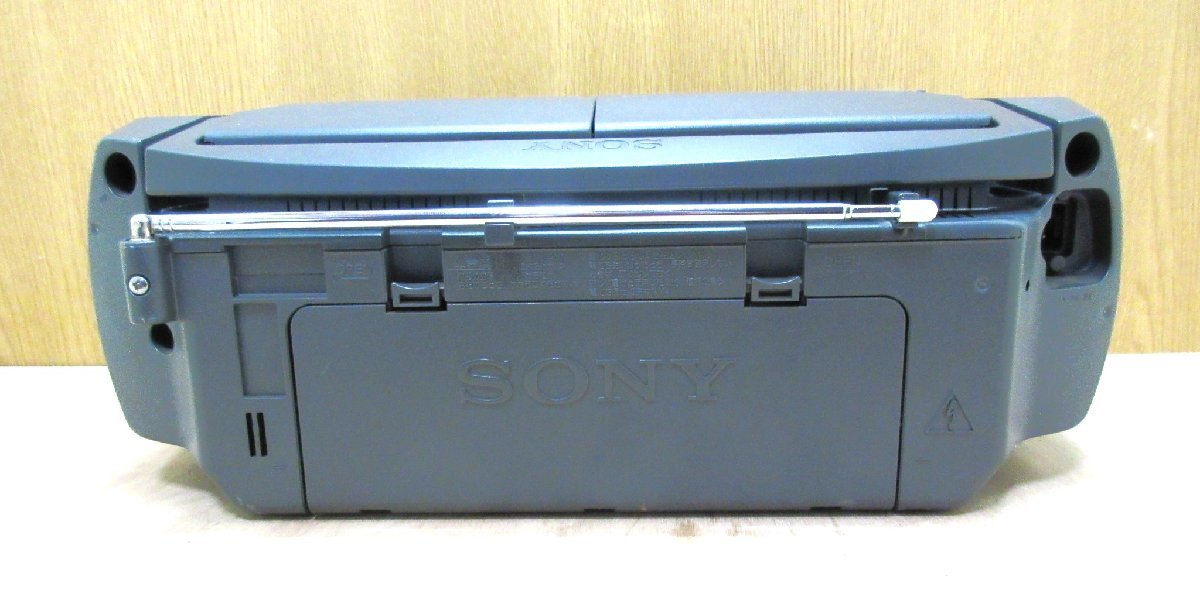 # SONY CD radio-cassette CFD-S39