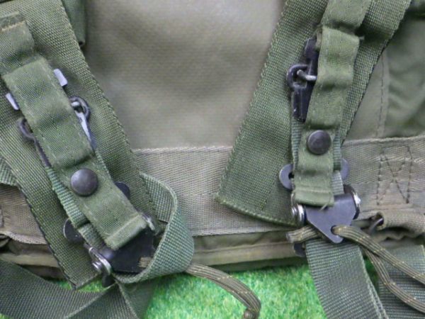 9：レアRANGER BAG FALCON 2 RADIO PACK◆バックパックODサバゲーUSMC沖縄米軍放出♪ミリタリーコスプレ　リュック保護クッションパットBAG_画像8