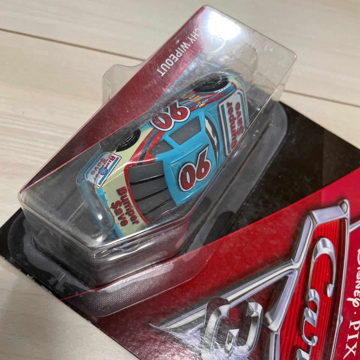 マテル カーズ　BUMPER SAVE バンパー セーブ MATTEL CARS ミニカー キャラクターカー 90 PONCHY WIPEOUT ポンチー ワイプアウト_画像9