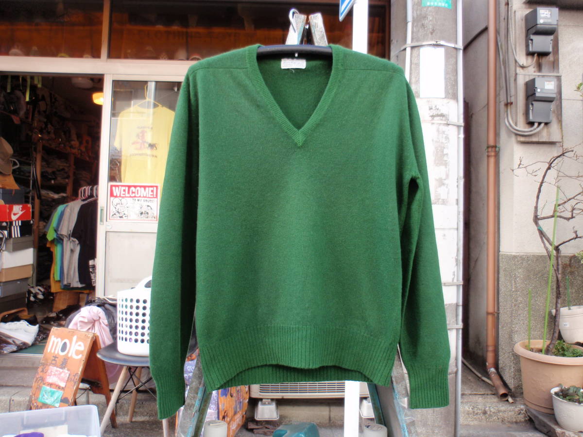 ビンテージ　スコットランド製　McGEORGE（マックジョージ）　緑色なカシミヤセーター/カットソー　サイズL？_画像1