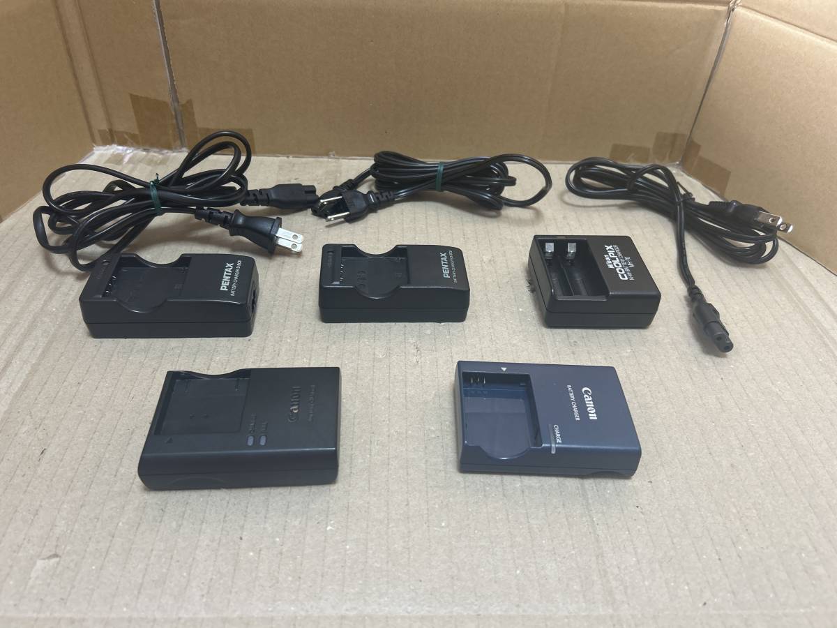 Canon.CB-2LF,Canon.CB-2LX,PENTAX.D-BC8(2 piece ) battery charger,Niko.MH-70. battery shape charger, explanation . please see 