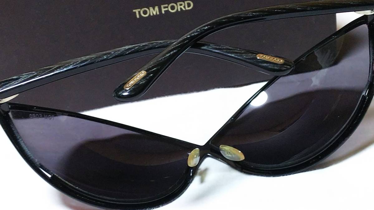 即決! 正規 激レア! hyde着 同型同色! トムフォードTOM FORD TF137 jasmine サングラス黒×メタリックブラック メンズ&レディース 付属完備_テンプルエンド刻印 鼻当て刻印