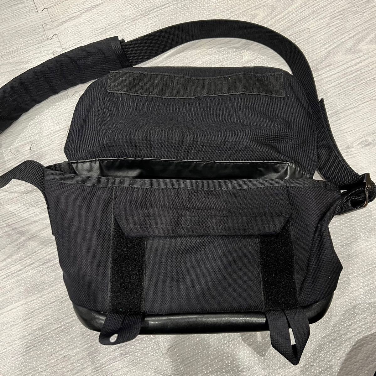 【即決】PORTER ポーター 吉田カバン ショルダーバッグ WILDERNESS CYCLE MESSENGER L ウィルダネスサイクル ミニ メッセンジャーバッグ_画像2