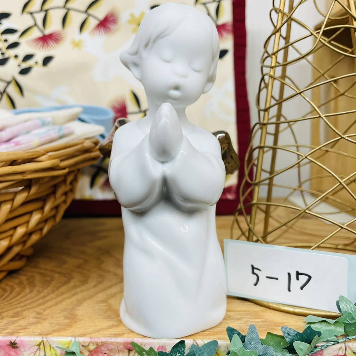 5-17 リヤドロ 陶器人形 LLADRO 天使 かわいいお祈り 買ったまま飾らないので _画像1