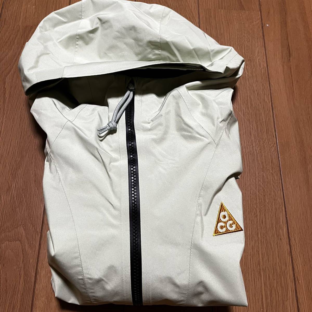 NIKE ACG ジャケット Cascade Rains マウンテンパーカー NIKE ACG ジャケット Cascade Rains マウンテンパーカー