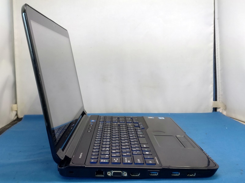 011808 LIFEBOOK AH54/E Core i3-2330M Mem4GB HDD無 OS無 JUNK_画像3