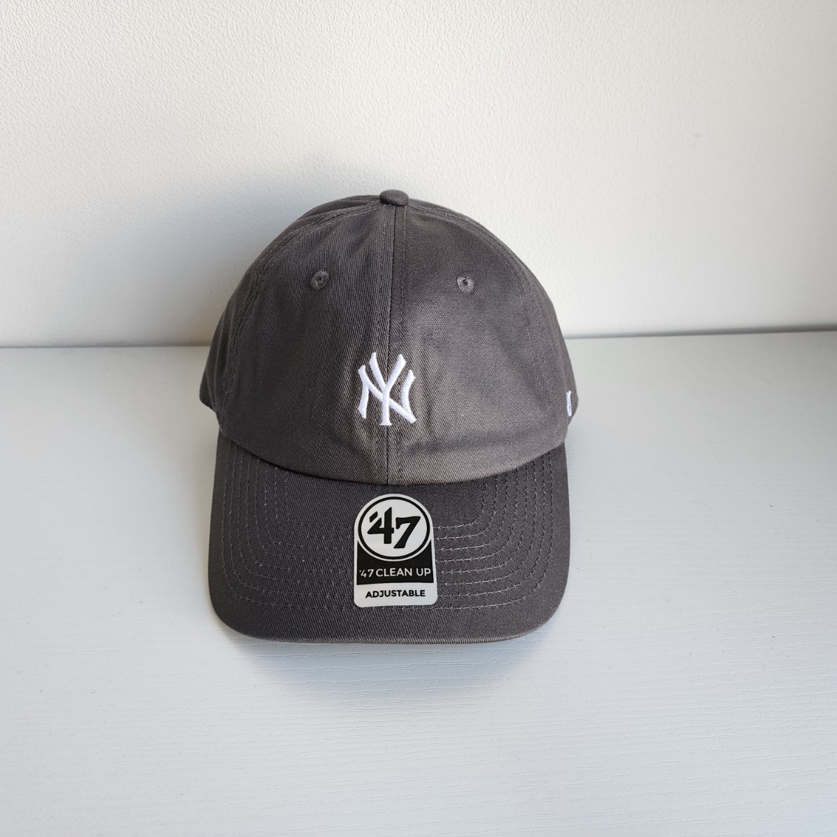 【未使用】MLB キャップ メジャーリーグ 47Brand帽子 CAP ニューヨーク ヤンキー Yankees 男女兼用　グレー 灰色　CAP_画像2