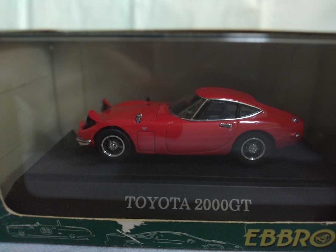 1/43 EBBRO　TOYOTA 2000GT 赤_画像1