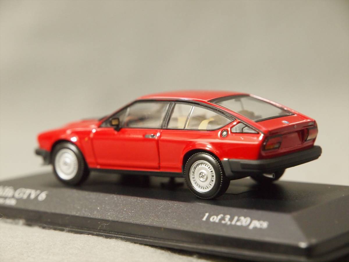 アルファロメオ GTV6 (アルフェッタ GTV) 1983年 Rosso Alfa Minichamps 1/43 400 120140 【箱傷み】の画像6
