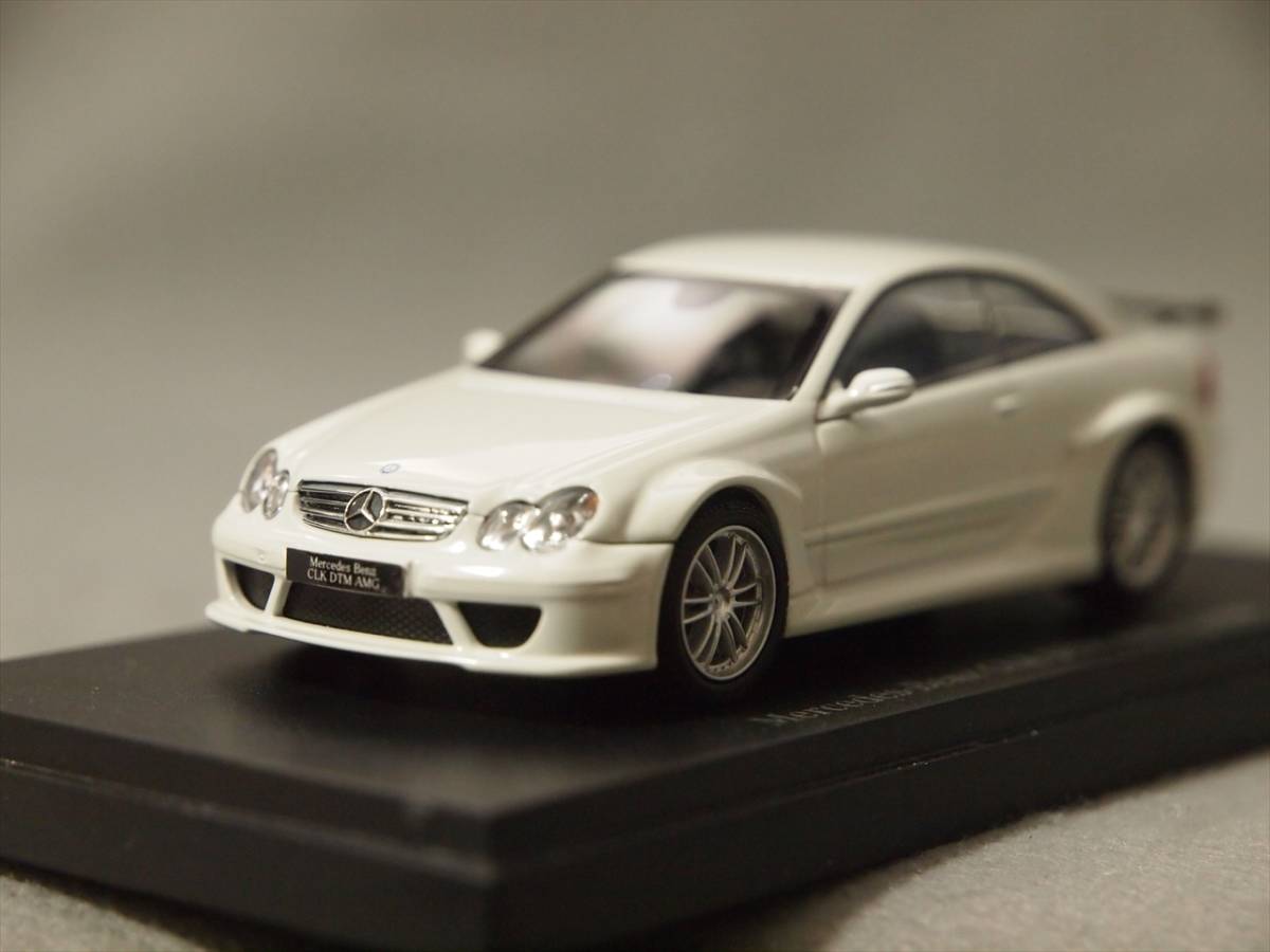 Mercedes-Benz CLK DTM AMG Coupe Street Version White 京商 1/43 03218Wの画像2