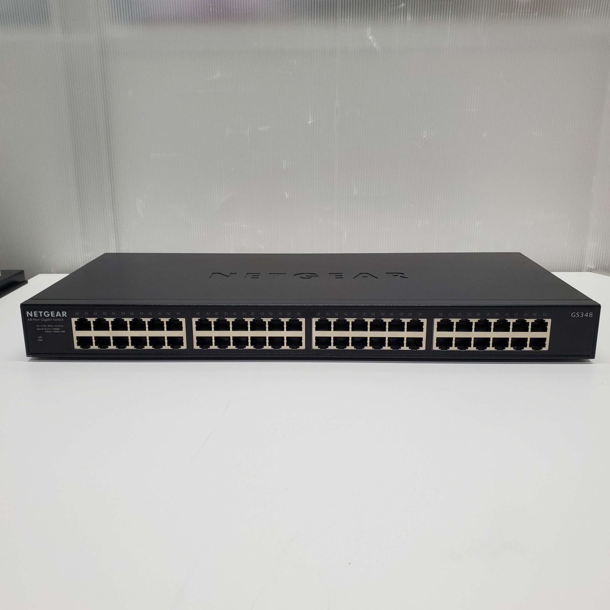 ＠T0716【通電動作確認済み】NETGEAR GS348 ファンレス 48ポート 1000Mbps ギガビットイーサ アンマネージスイッチ