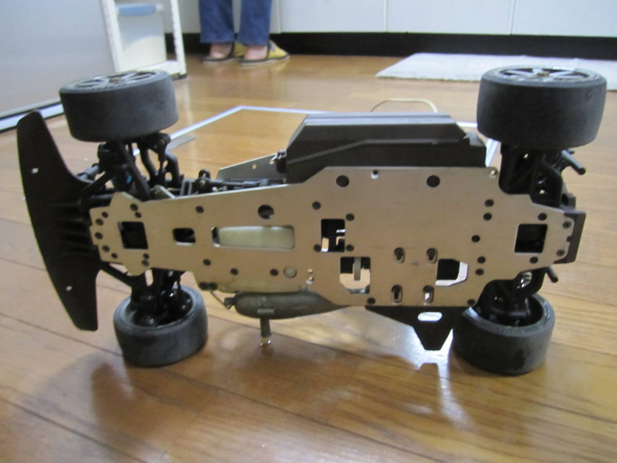 動作確認済み 1/10 京商 エンジンカー スーパーテン FW-04 動作確認済み 1/10 京商 エンジンカー スーパーテン FW-04