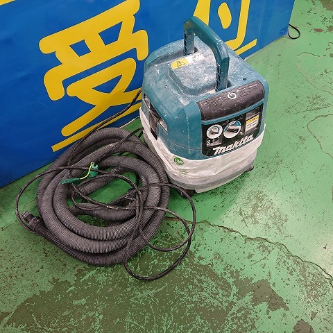 【中古現状品】MAKITA　マキタ　VC0840　集じん機　本体　ホース_画像1