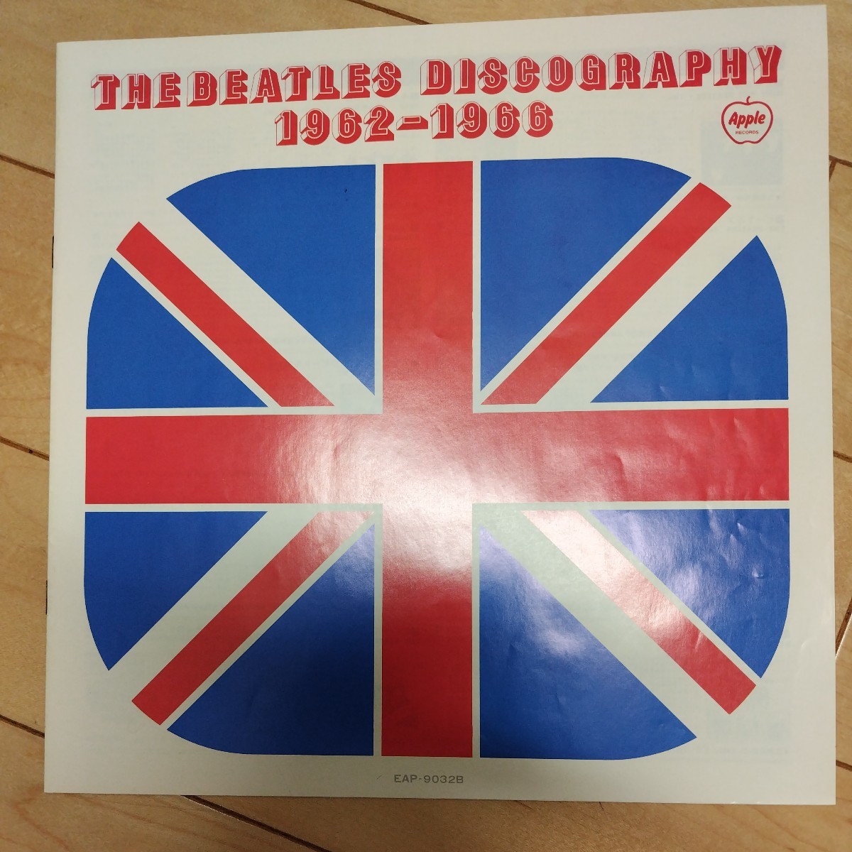 The BEATLES LPレコード LP 1962-1966 赤 レッド 2枚組 東芝音楽工業 レコード_画像3
