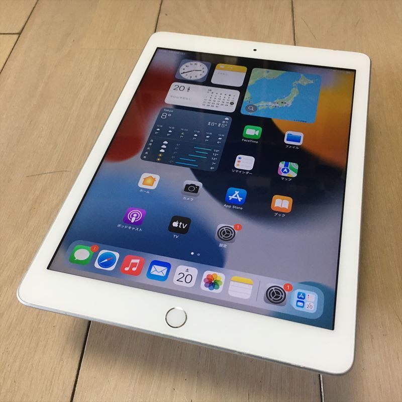 期間限定 28日迄! 954) Apple iPad 第6世代 WiFi 32GB シルバー 9.7インチ Retina A10/32GB MR7F2J/A（139954）_画像1