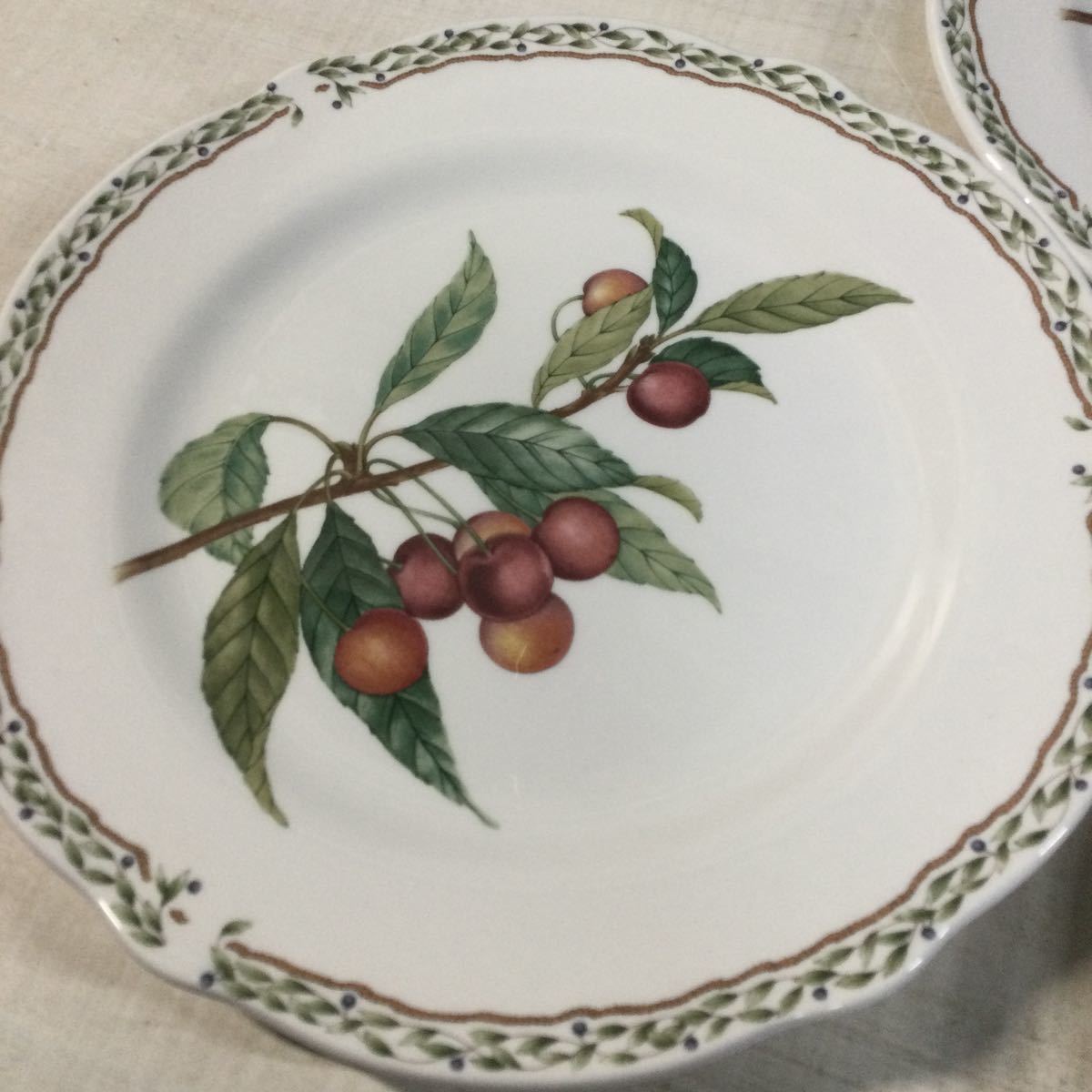 Noritake ノリタケ ROYAL ORCHARD ロイヤル オーチャード チェリー さくらんぼ 4枚_画像5