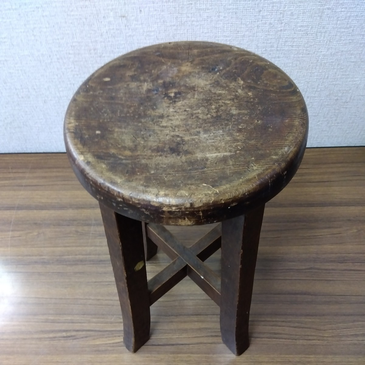 在庫処分セール】木製 アンティークスツール 検:丸椅子 丸イス 在庫処分セール】木製 アンティークスツール 検:丸椅子 丸イス