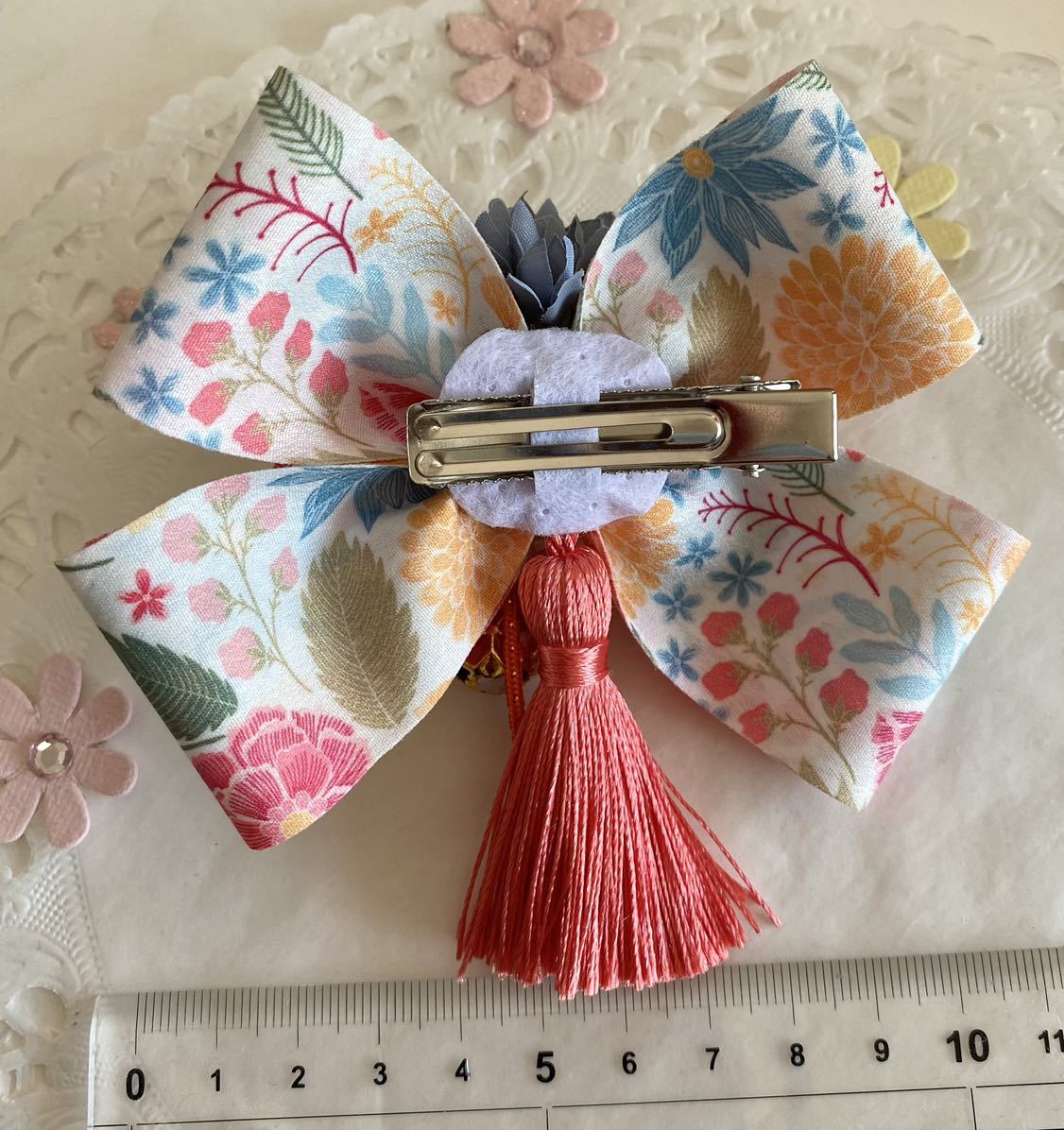  hand made ribbon Japanese style hair clip 18. flower tassel kimono . hakama The Seven-Five-Three Festival hair ornament cat pohs postage included 