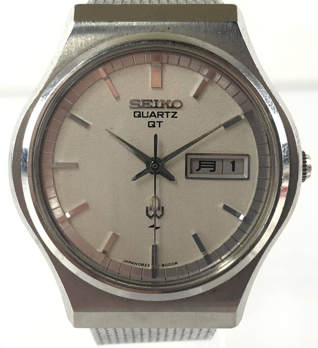 【SM737】SEIKO セイコー QT 0823-8000 Qz クォーツ デイデイト シルバー系 メンズ 腕時計 φ73.9〜φ44.0 _画像2