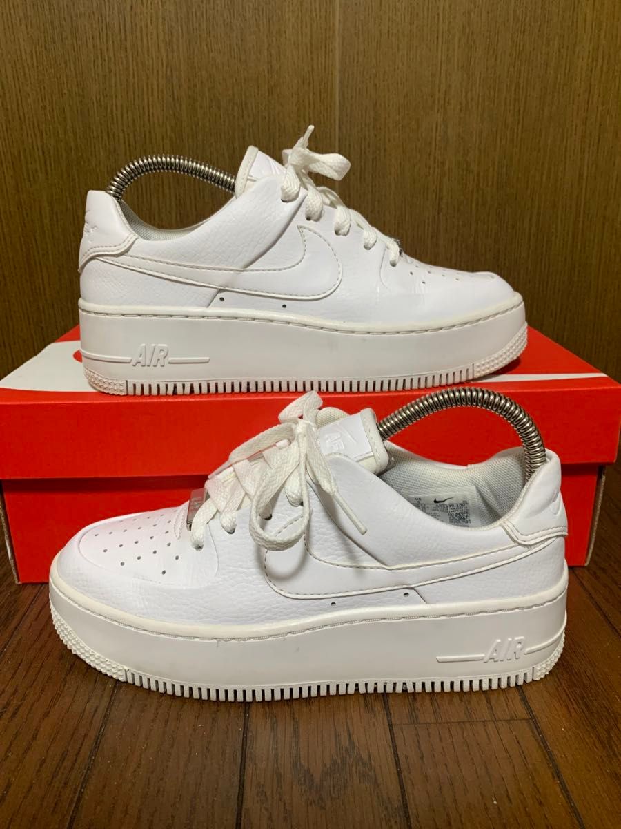 ナイキ エアフォース1 セージ 23cm|Yahoo!フリマ(旧PayPayフリマ) ナイキ エアフォース1 セージ 23cm|Yahoo!フリマ(旧PayPayフリマ)