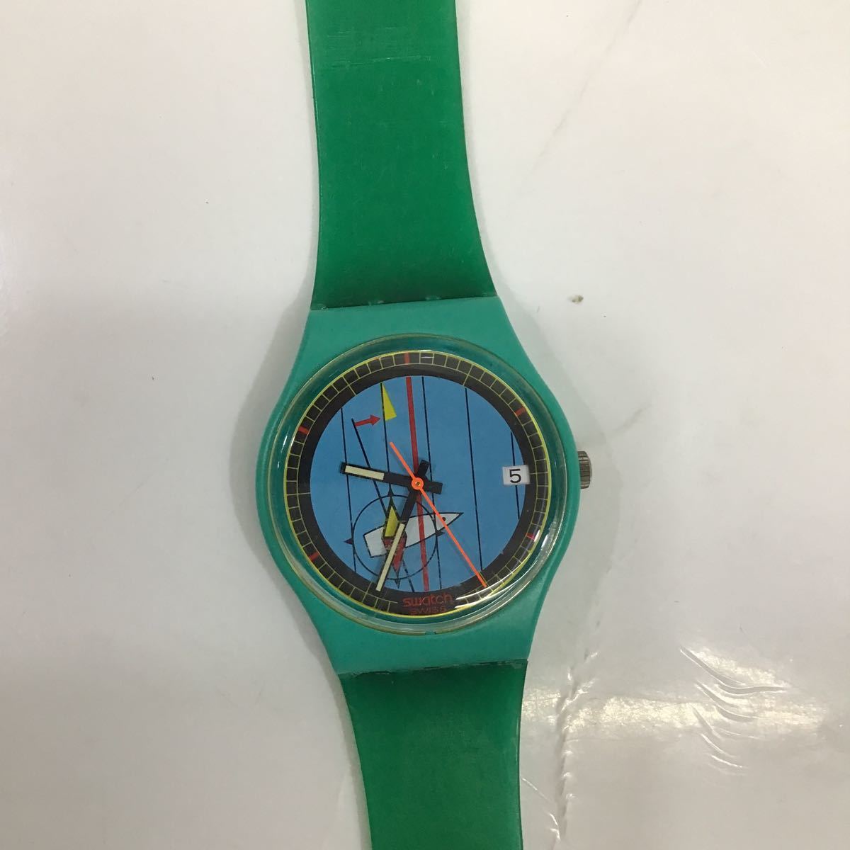 （宝）【同梱可】レア　腕時計 SWATCH スウォッチ 1986年発行　昭和レトロ　稼働品　ケース付き_画像3