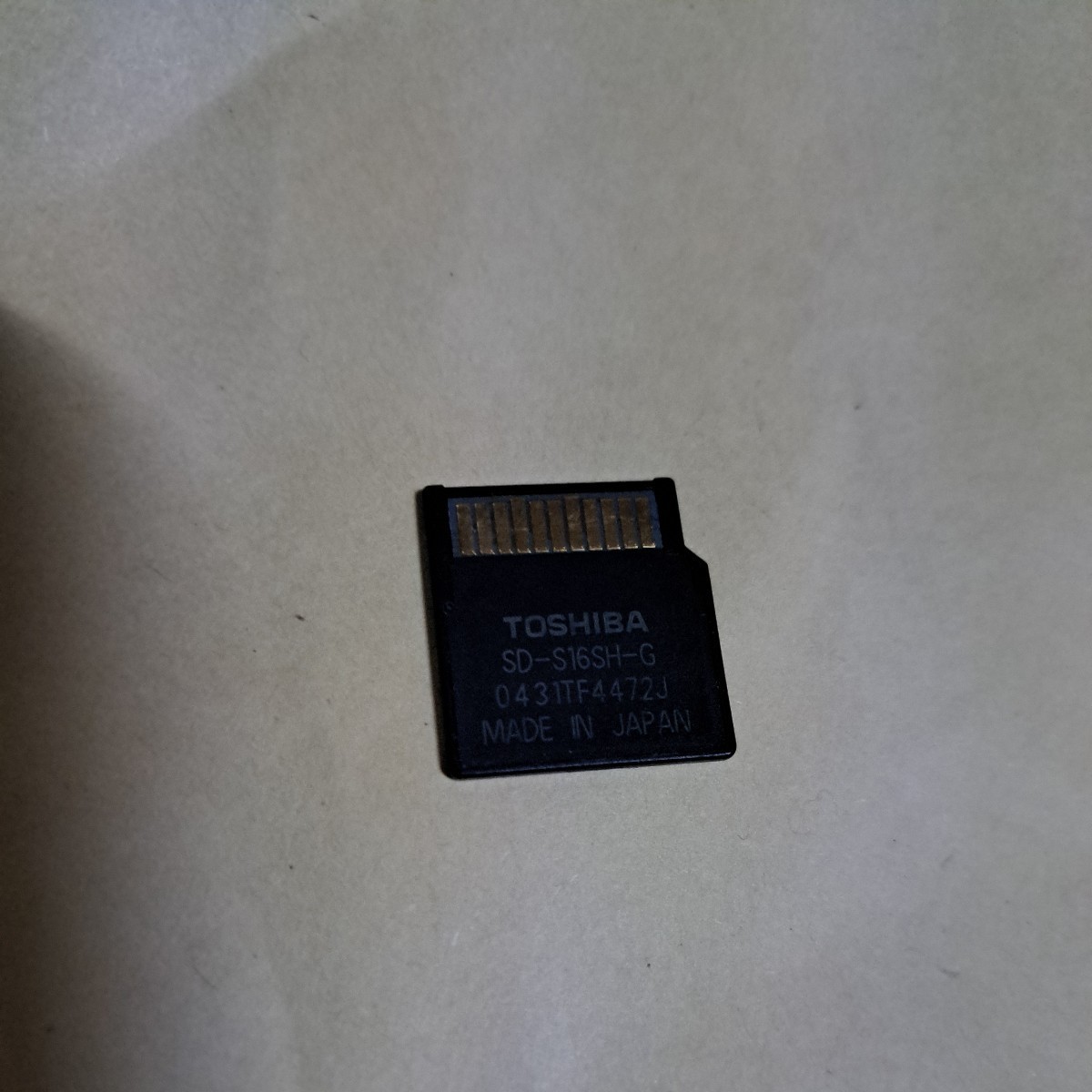 東芝　TOSHIBA　mini SDカード　16MB メモリーカード_画像2