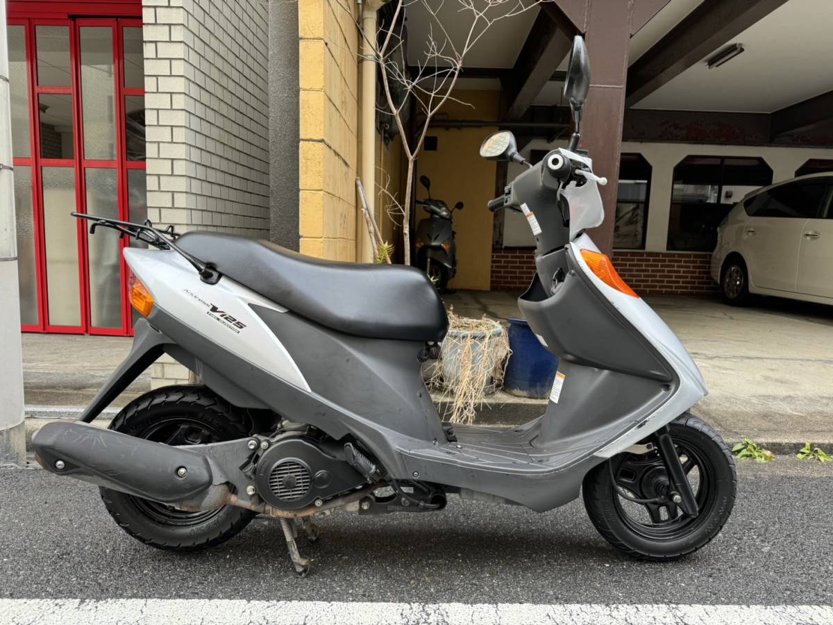 広島市中区発☆1円スタート売り切り　CF4EA型　スズキ　アドレスV125　実働車　125cc 原付二種　鍵と登録書類あり_画像4