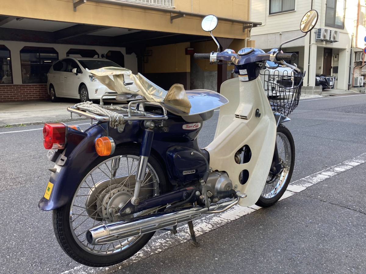 広島市中区発☆1円スタート売り切り AA01型 ホンダ スーパーカブ50 CUB 不動現状車　鍵と登録書類あり_画像9