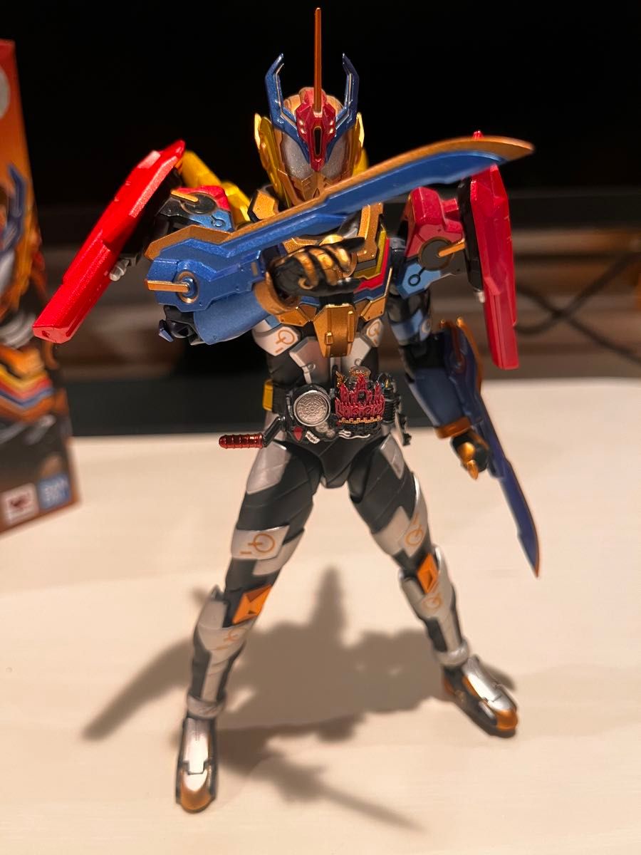 S.H.Figuarts 仮面ライダーグリスパーフェクトキングダム