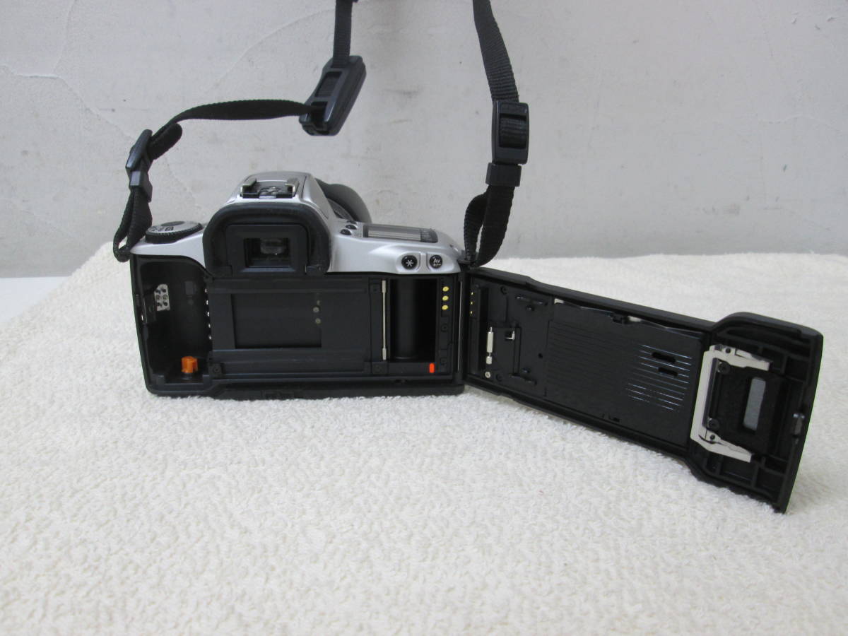 (4)♪キャノン Canon 一眼レフ フイルムカメラ EOS KissⅢ レンズ EF28-105mm バッグ・説明書 他 動作未確認 ジャンク品_画像6