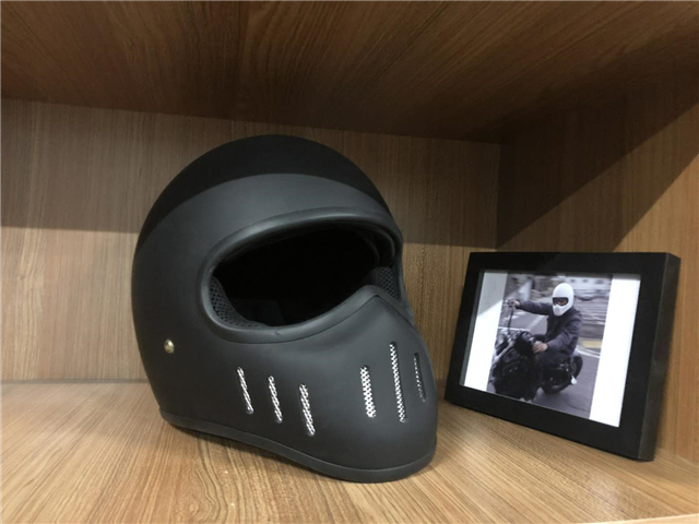 新品 SIMPSON 風 アメリカン ツーリング ヘルメット ブラック（艶消し） サイズ選択可